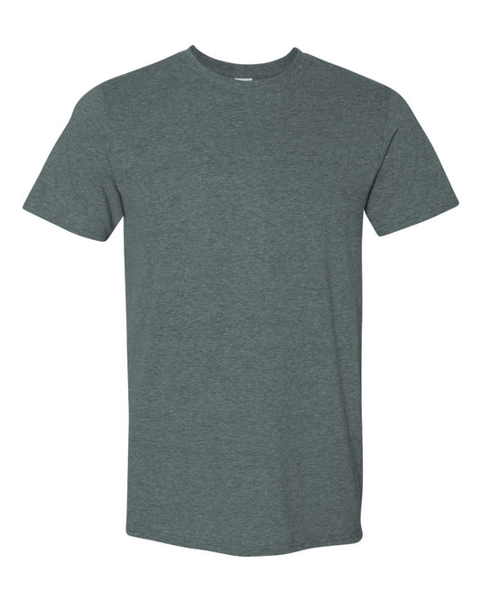 Gil - Dark Heather - Gildan Softstyle T-Shirt